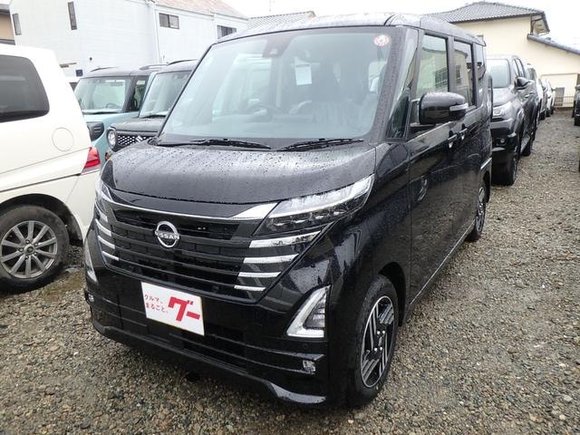 Nissan ROOX 2023 — фото автомобиля 1