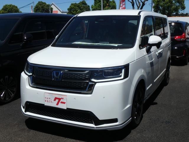 Honda STEPWAGON 2026 — фото автомобиля 1