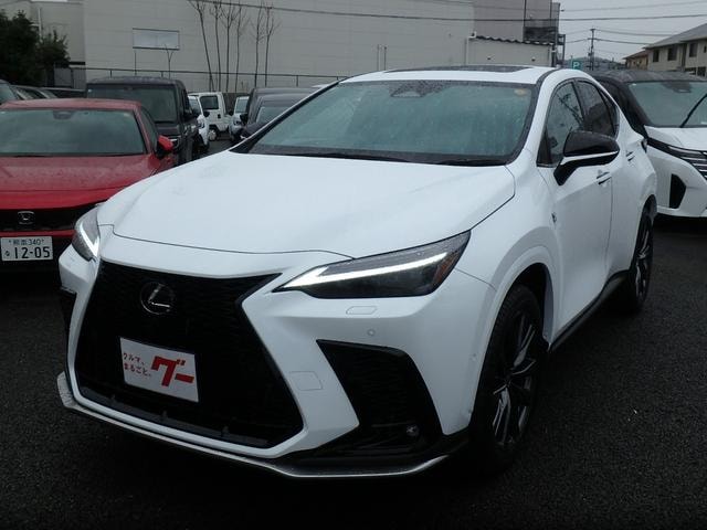 Lexus NX 2025 — фото автомобиля