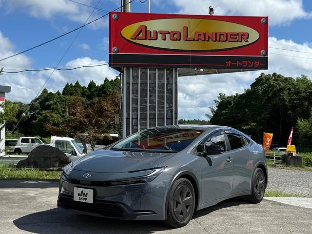 Toyota PRIUS 2023 — фото автомобиля 1