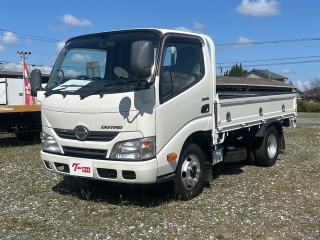 Hino DUTRO 2016 — фото автомобиля 1