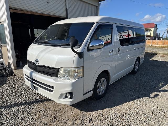 Toyota HIACE WAGON 2014 — фото автомобиля 1