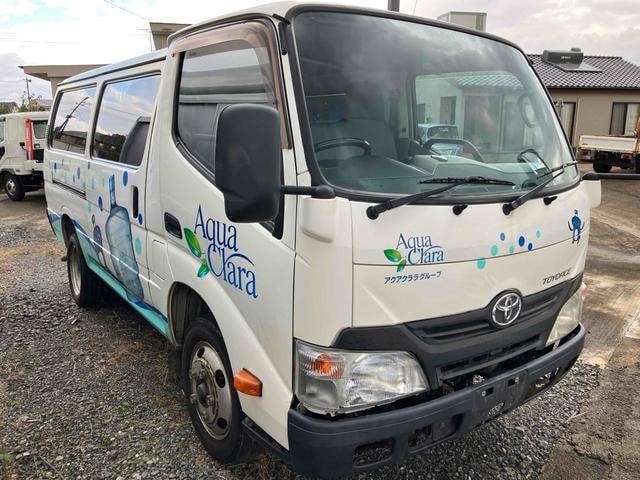 Toyota TOYOACE ROUTE VAN 2013 — фото автомобиля