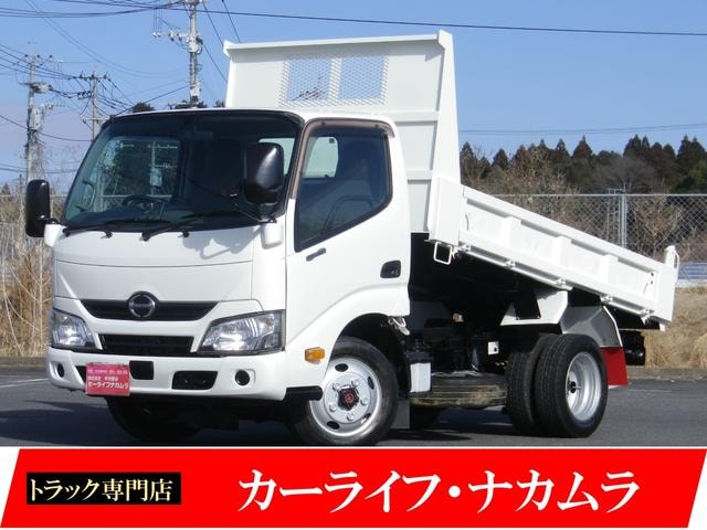 Hino DUTRO 2016 — фото автомобиля 1