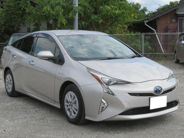 Toyota PRIUS 2018 — фото автомобиля