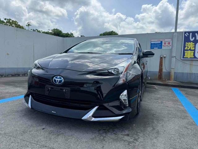 Toyota PRIUS 2018 — фото автомобиля 1