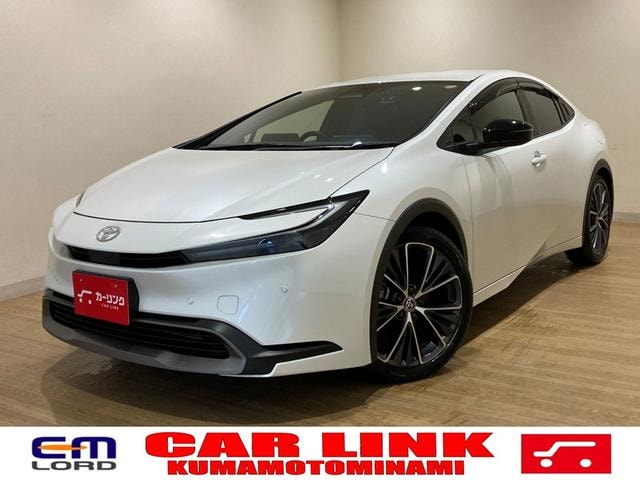 Toyota PRIUS 2025 — фото автомобиля 1