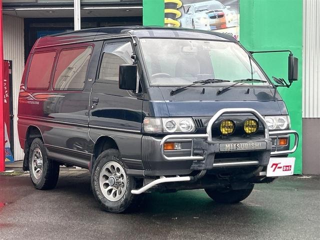 Mitsubishi DELICA STAR WAGON 1994 — фото автомобиля