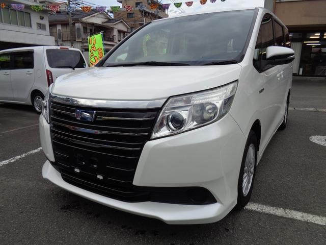 Toyota NOAH 2015 — фото автомобиля 1