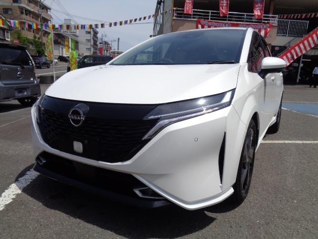 Nissan AURA 2023 — фото автомобиля