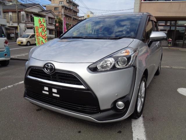 Toyota SIENTA 2016 — фото автомобиля