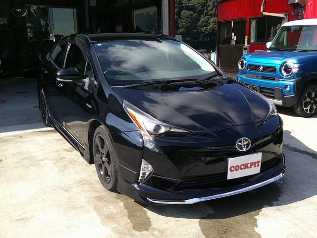 Toyota PRIUS 2016 — фото автомобиля 1