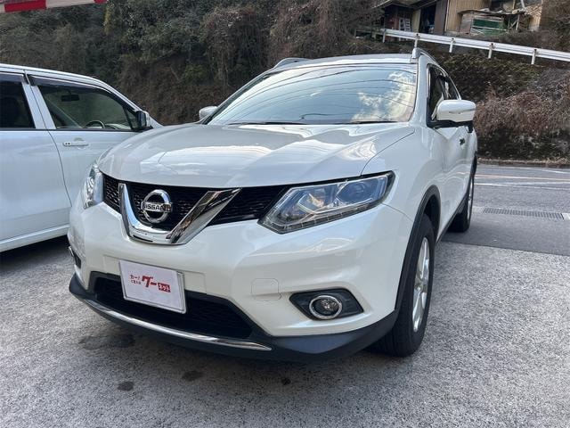 Nissan X-TRAIL 2014 — фото автомобиля