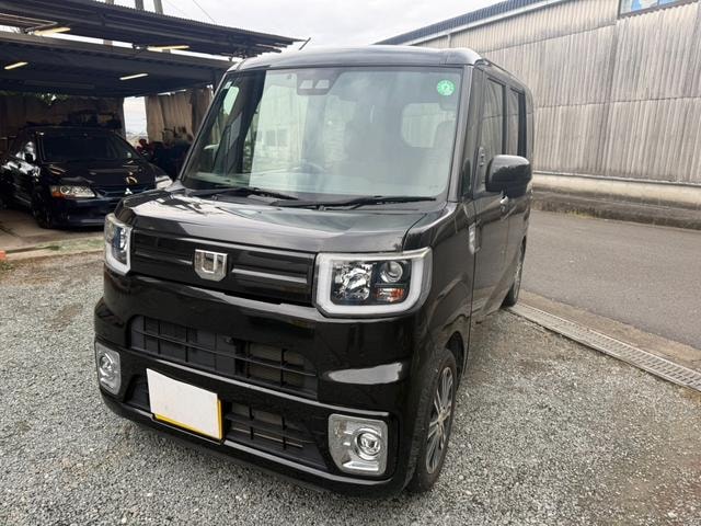 Daihatsu WAKE 2021 — фото автомобиля 1