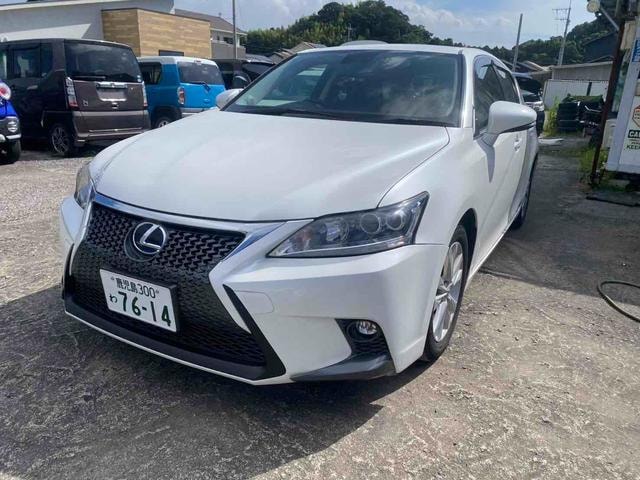 Lexus CT 2015 — фото автомобиля 1