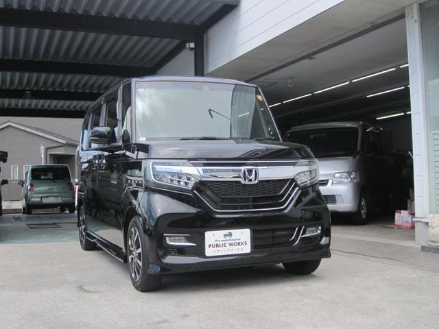 Honda N-BOX CUSTOM 2019 — фото автомобиля 1