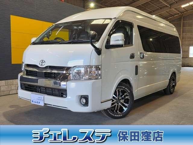 Toyota HIACE VAN 2022 — фото автомобиля