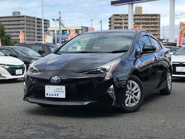 Toyota PRIUS 2016 — фото автомобиля 1