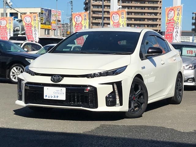 Toyota PRIUS PHV 2017 — фото автомобиля