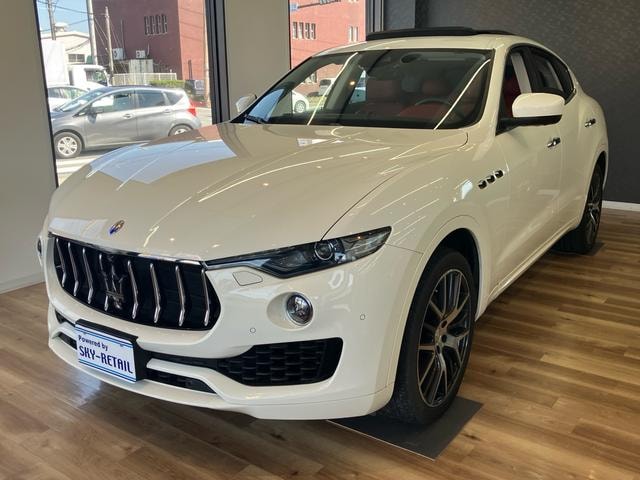 Maserati LEVANTE 2017 — фото автомобиля 1