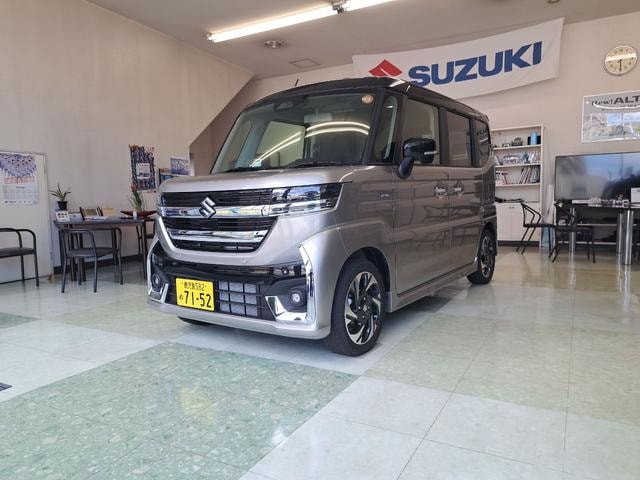 Suzuki SPACIA CUSTOM 2025 — фото автомобиля 1