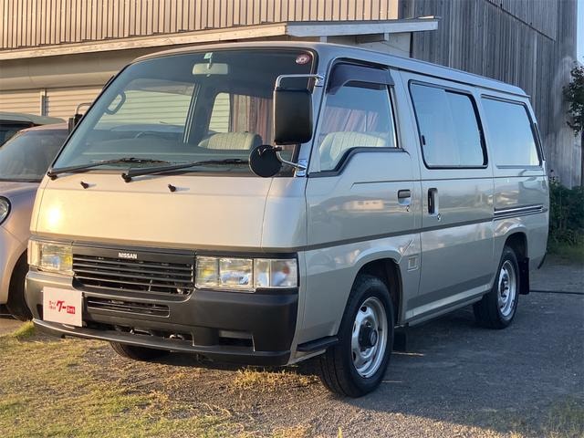 Nissan CARAVAN 2001 — фото автомобиля 1