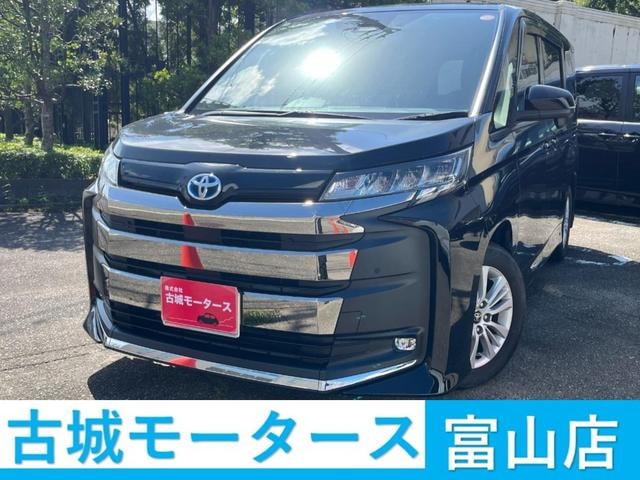 Toyota NOAH 2022 — фото автомобиля 1