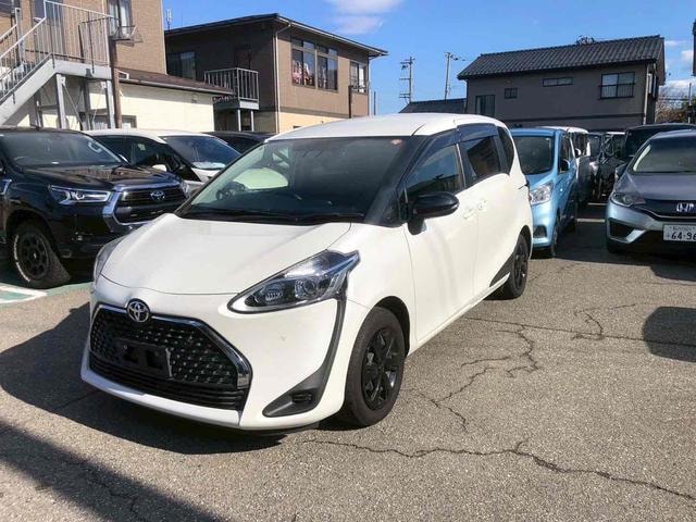 Toyota SIENTA 2022 — фото автомобиля 1
