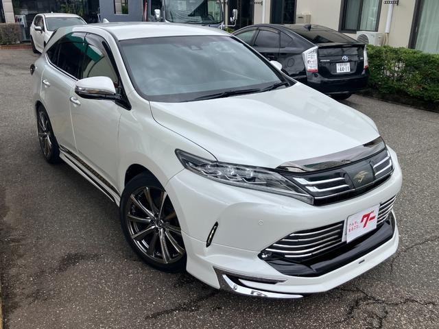 Toyota HARRIER 2020 — фото автомобиля 1