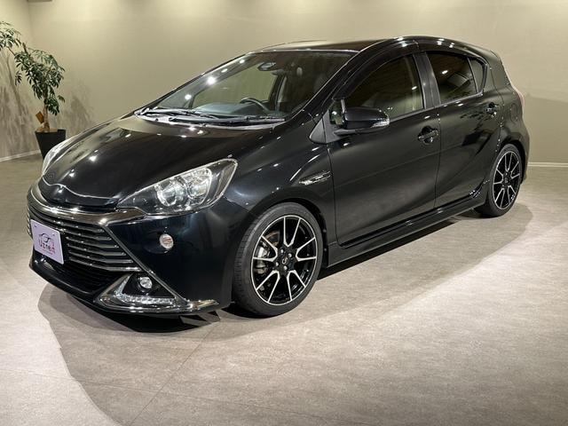 Toyota AQUA 2016 — фото автомобиля 1