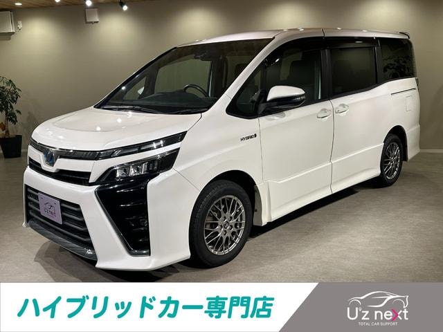 Toyota VOXY 2017 — фото автомобиля 1