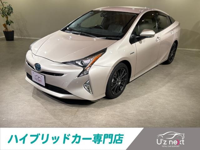 Toyota PRIUS 2016 — фото автомобиля