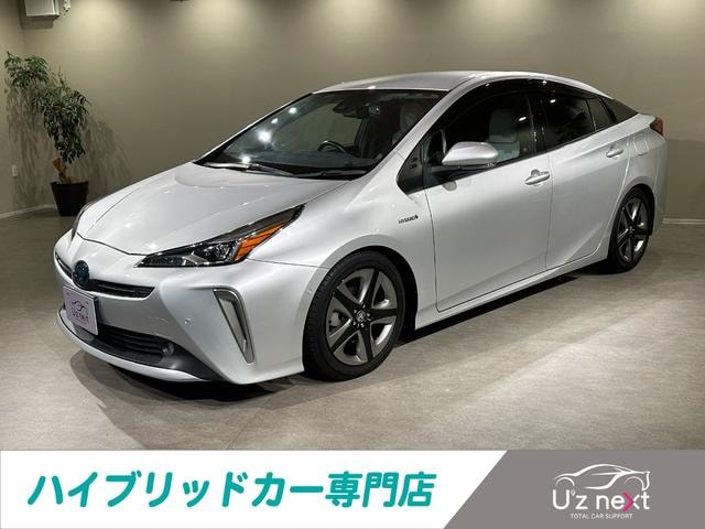 Toyota PRIUS 2019 — фото автомобиля 1