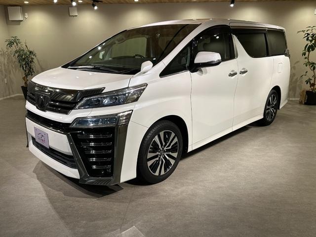 Toyota VELLFIRE 2018 — фото автомобиля 1