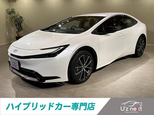 Toyota PRIUS 2023 — фото автомобиля 1