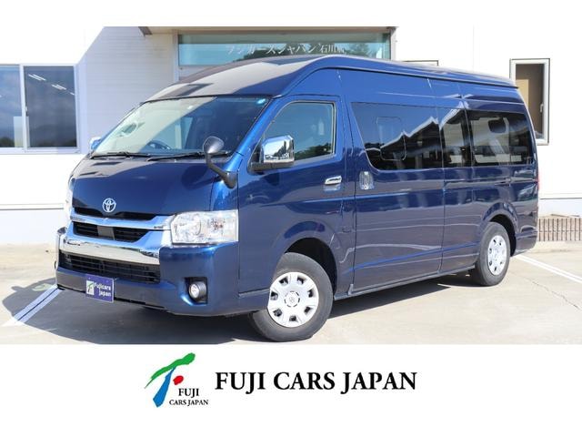 Toyota HIACE VAN 2022 — фото автомобиля