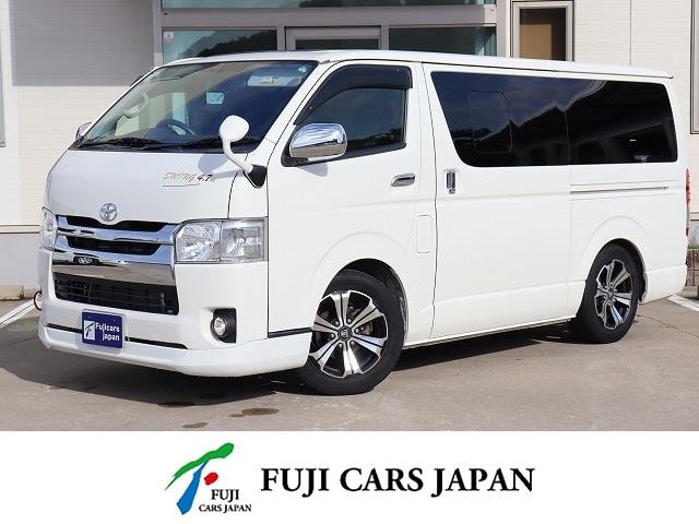 Toyota HIACE VAN 2020 — фото автомобиля