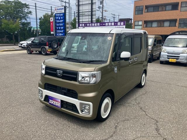 Daihatsu WAKE 2016 — фото автомобиля 1