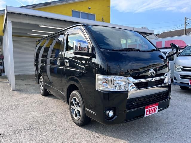 Toyota HIACE VAN 2021 — фото автомобиля