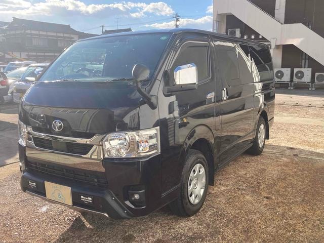 Toyota HIACE VAN 2023 — фото автомобиля 1
