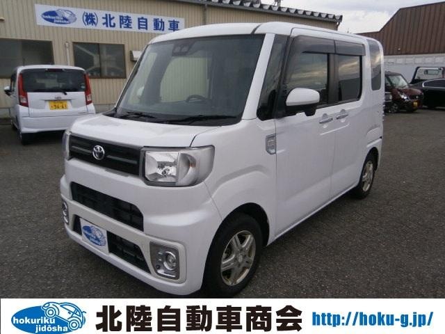 Toyota PIXIS MEGA 2022 — фото автомобиля 1