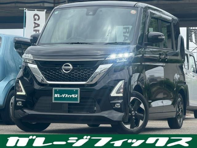 Nissan ROOX 2022 — фото автомобиля 1