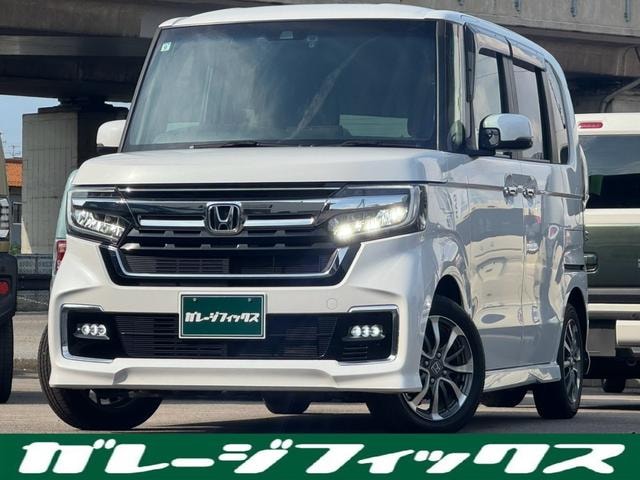 Honda N-BOX CUSTOM 2021 — фото автомобиля 1