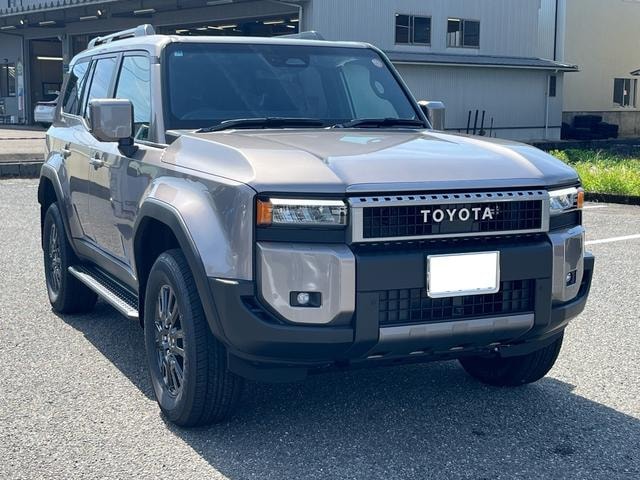 Toyota LAND CRUISER 250 2025 — фото автомобиля