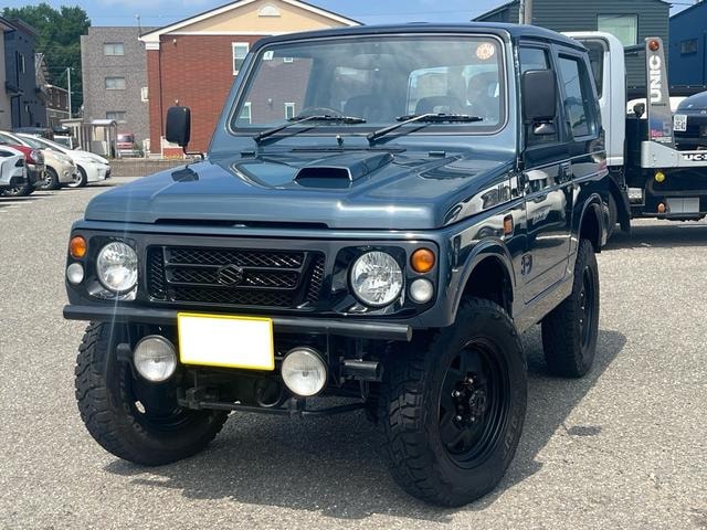 Suzuki JIMNY 1996 — фото автомобиля 1