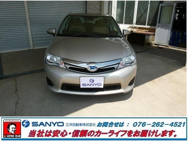 Toyota COROLLA AXIO 2013 — фото автомобиля