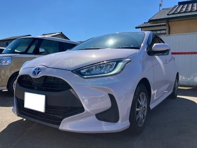 Toyota YARIS 2020 — фото автомобиля 1