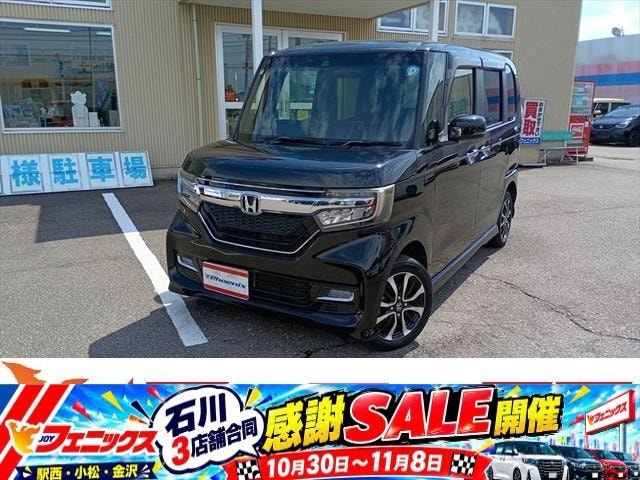 Honda N-BOX CUSTOM 2018 — фото автомобиля 1