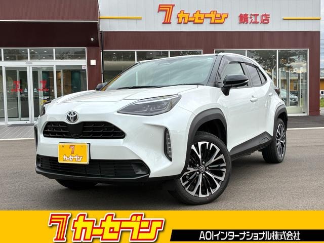 Toyota YARIS CROSS 2026 — фото автомобиля