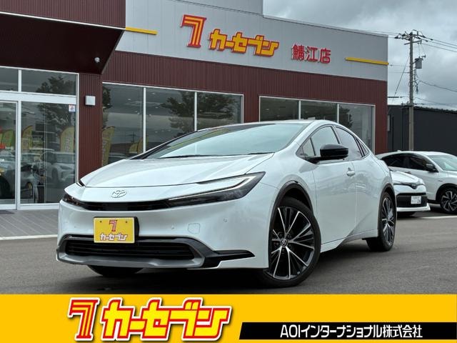Toyota PRIUS 2024 — фото автомобиля 1
